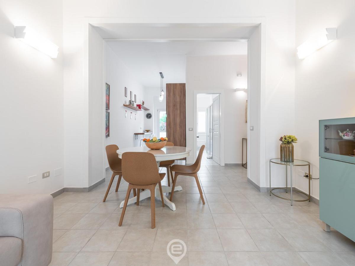 White Gold Apartment Cagliari Dış mekan fotoğraf