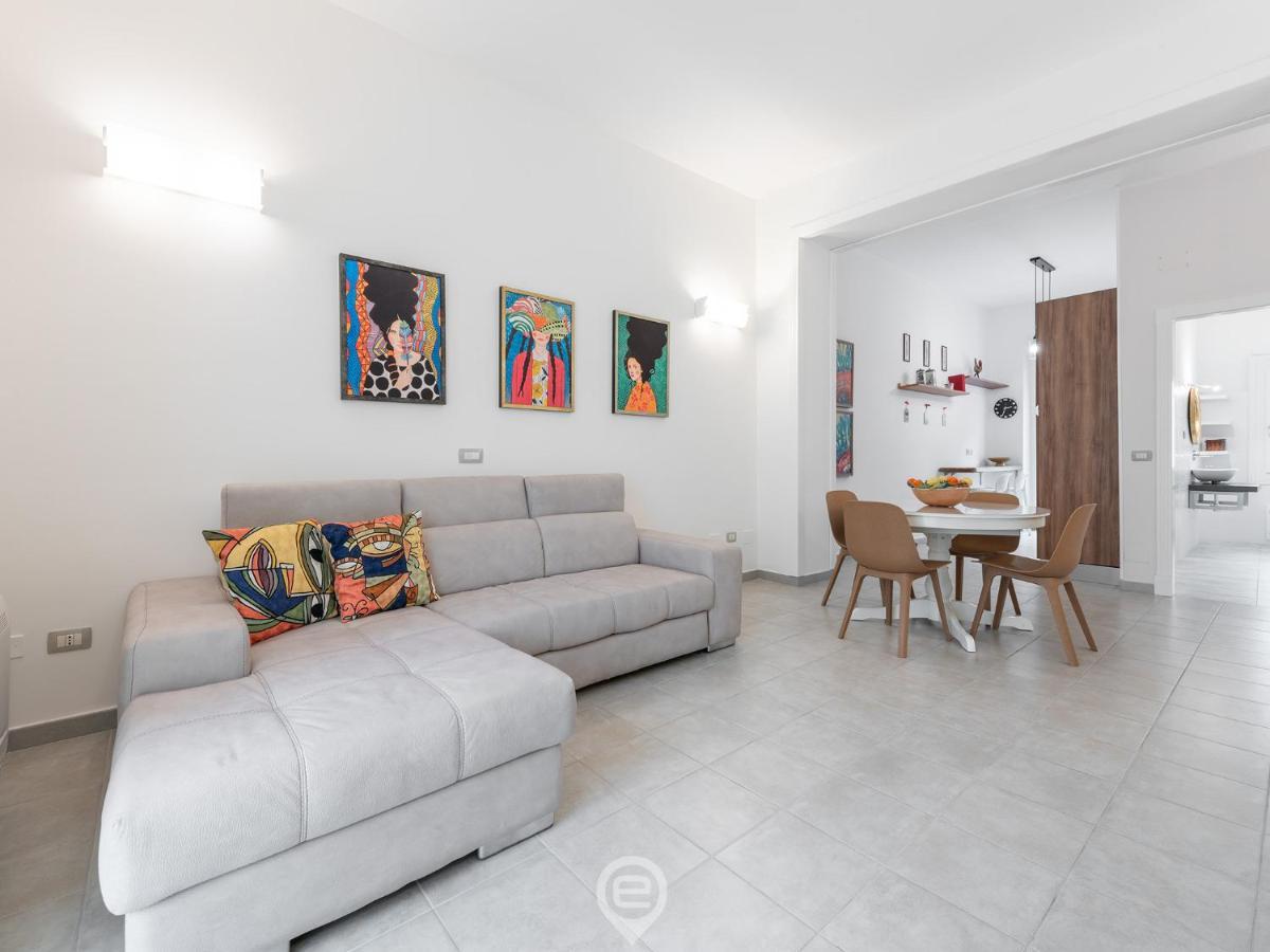 White Gold Apartment Cagliari Dış mekan fotoğraf