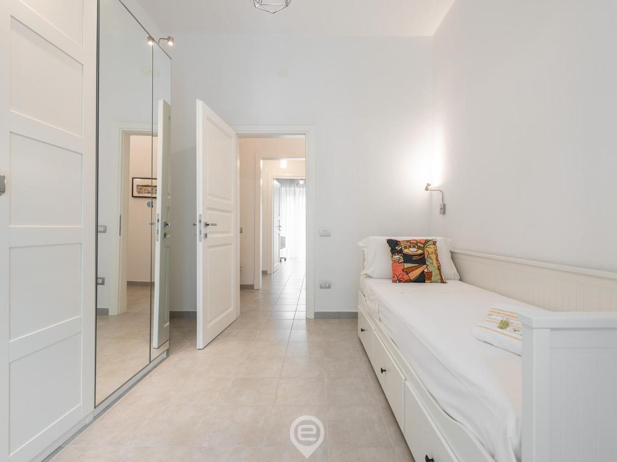 White Gold Apartment Cagliari Dış mekan fotoğraf